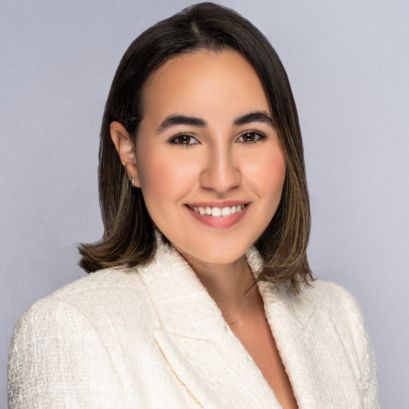 Adriana Molina